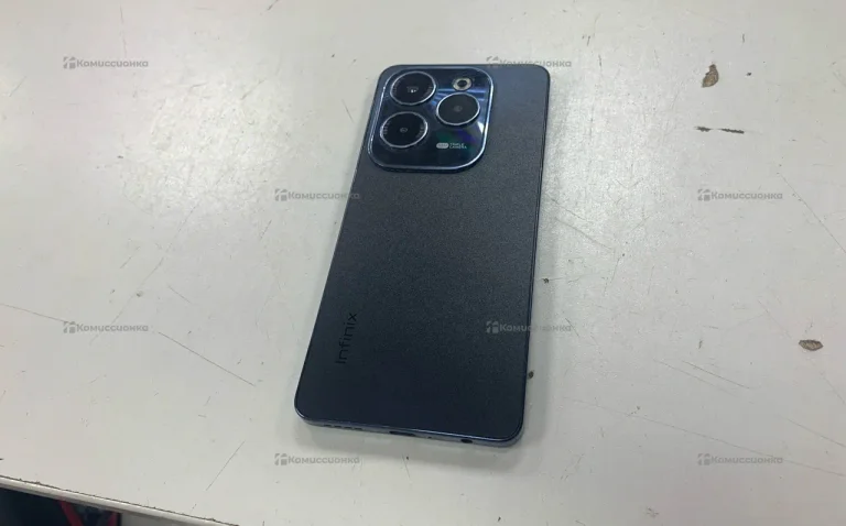 Infinix HOT 40 8/128 ГБ