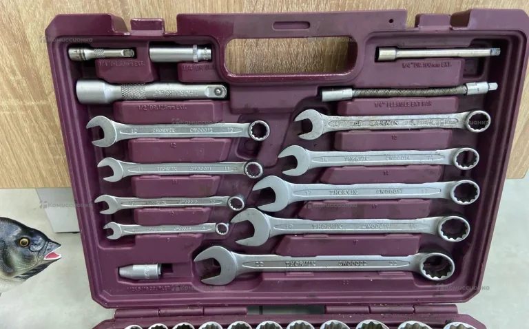 набор инструментов универсальный