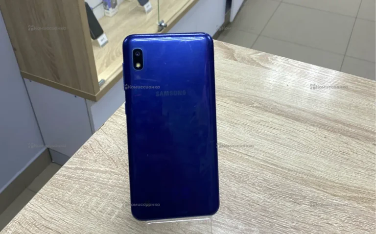 Samsung Galaxy A10 2/32 ГБ