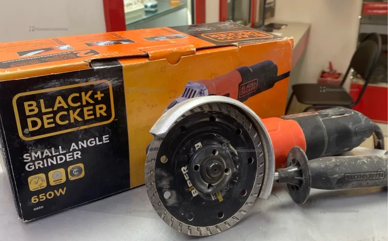 УШМ Black decker G650