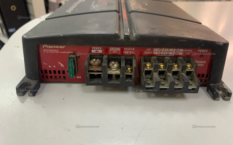 Усилитель  pioneer GM-A4704