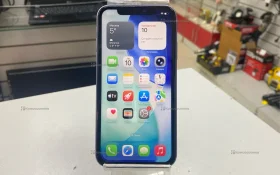 Apple iPhone 11 4/128 ГБ