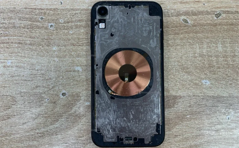 Apple iPhone XR 3/128 ГБ