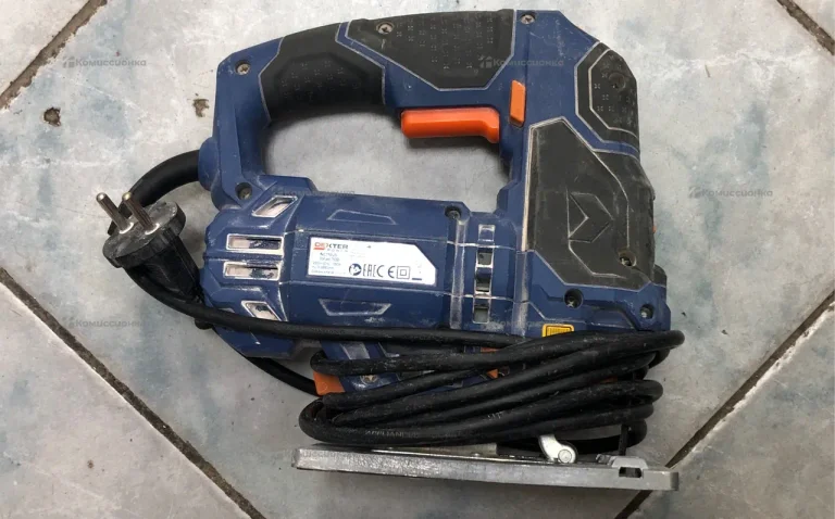 Электролобзик Dexter 750JS3-100.5