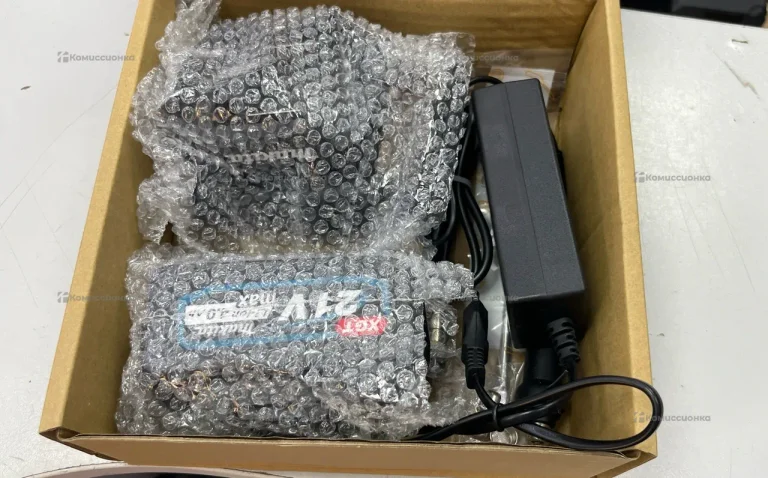 Паяльник аккумуляторный Makita SRG21