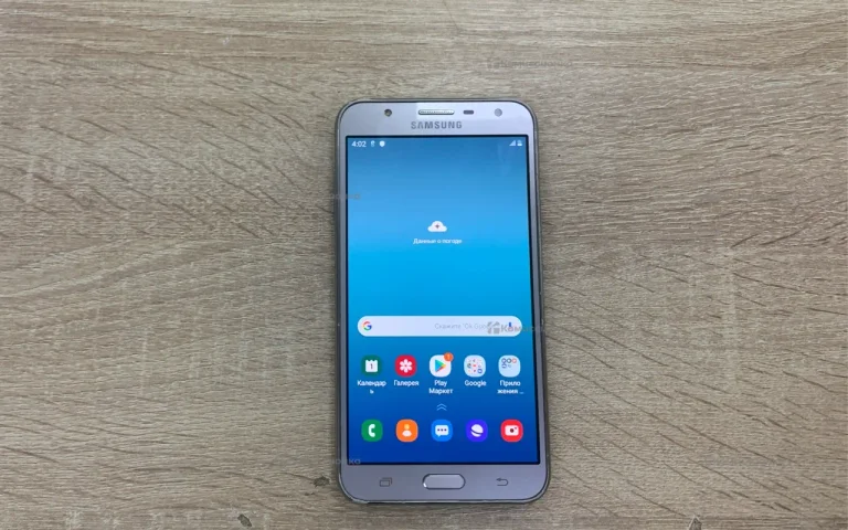 Samsung Samsung j7 2/16