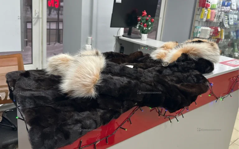 Жакет меховой норковый, отделка рысь