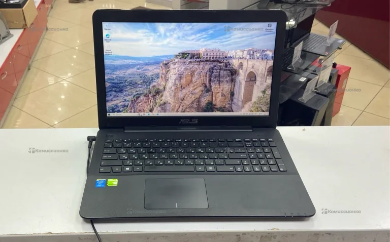 Ноутбук ASUS X555LJ