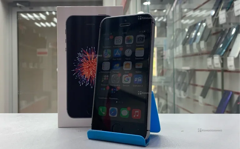 Apple iPhone SE 2/32 ГБ
