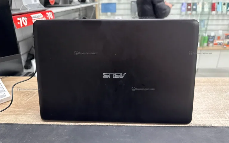 Ноутбук Asus R540Y