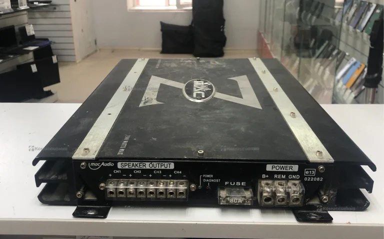 Усилитель  mac 4200