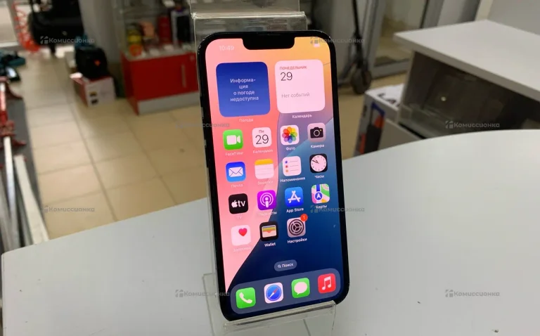 Apple iPhone 13 4/128 ГБ
