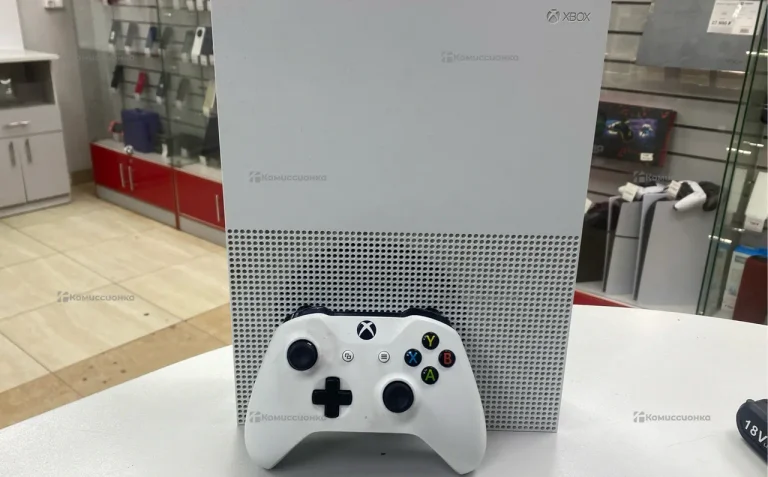 Приставка Xbox One S 1 TB