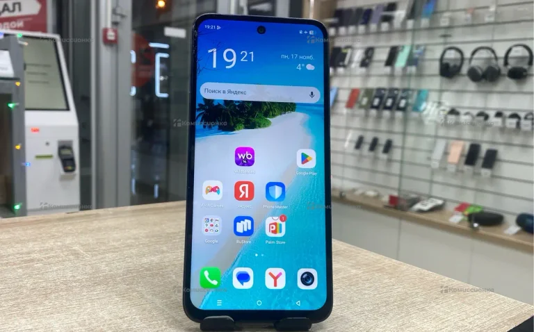 Infinix SMART 10 3/64 ГБ