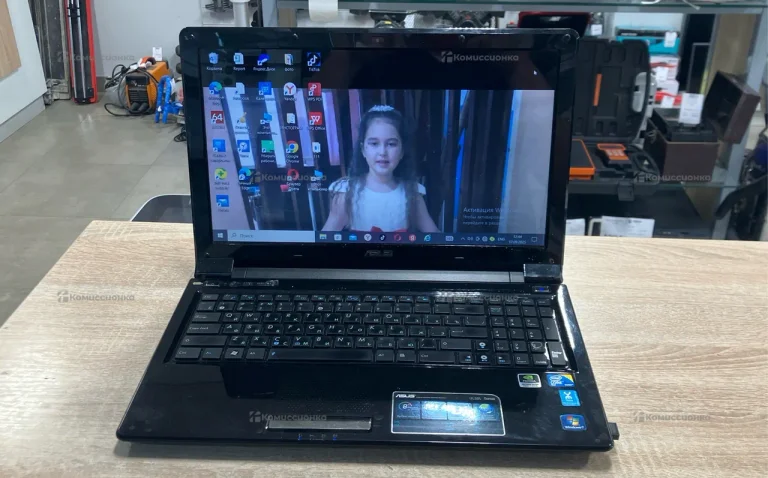 Ноутбук  Asus UL50V