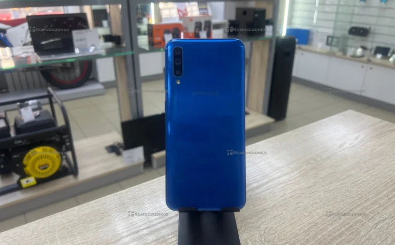 Samsung Galaxy A50 4/64 ГБ