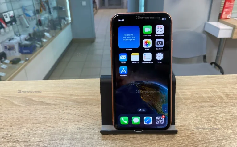 Apple iPhone XR 3/128 ГБ