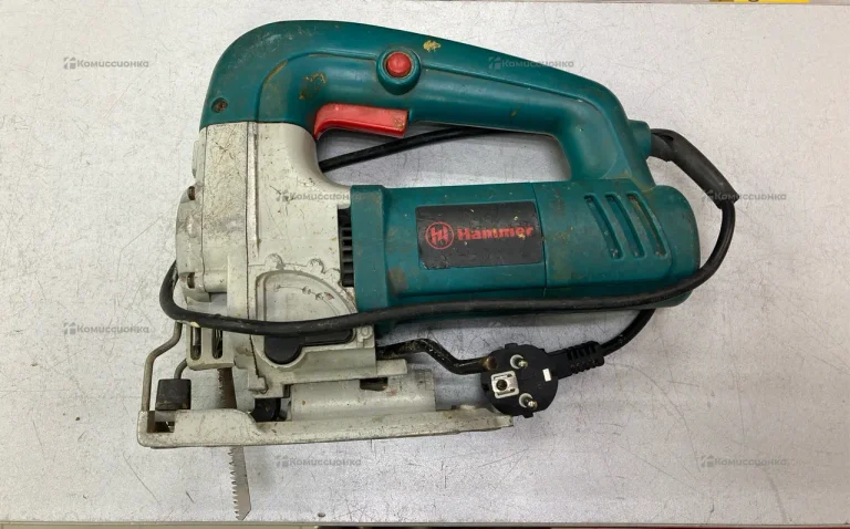 лобзик Hammerflex LZK650L