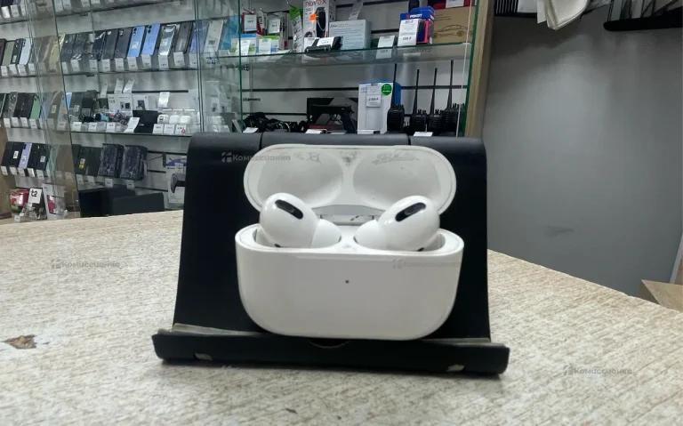 Наушники Apple AirPods Pro