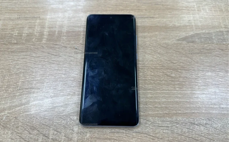 Xiaomi 12 12/256 ГБ