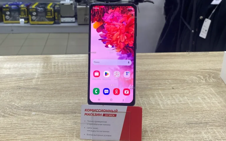 Samsung Galaxy S20 FE 6/128 ГБ