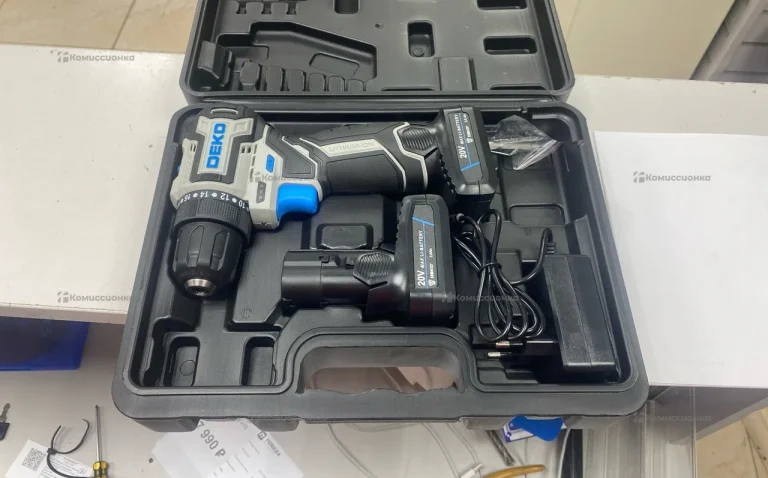 Дрель-шуруповерт Sharker 20V