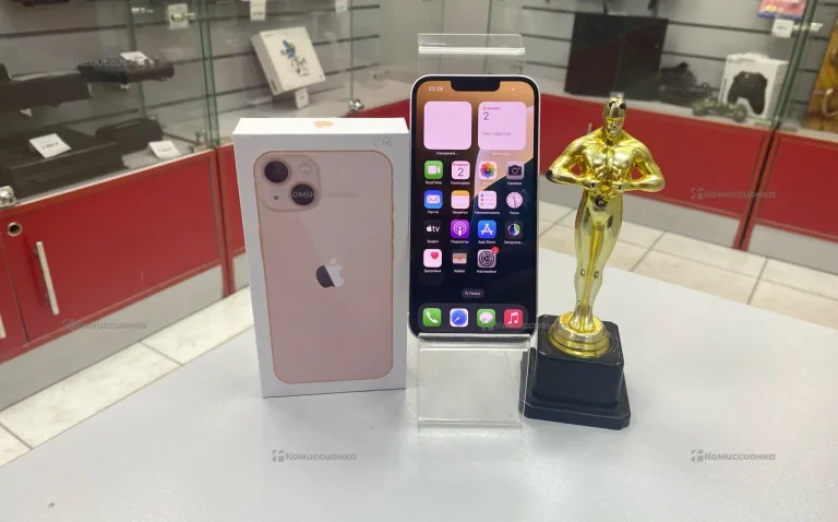 Apple iPhone 13 4/256 ГБ