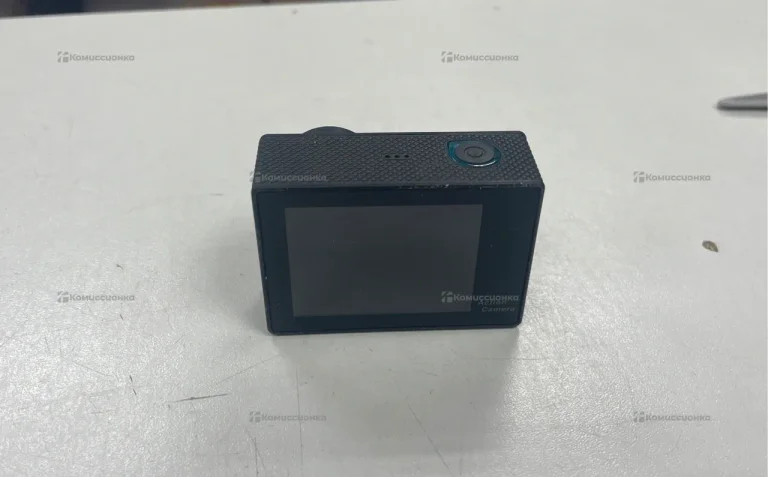 Видеокамера  Digma DiCam 700