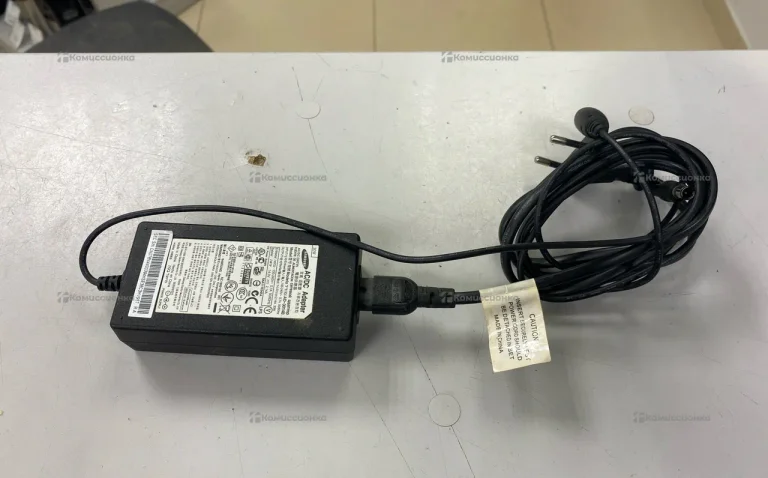 Монитор Samsung S24B300BL