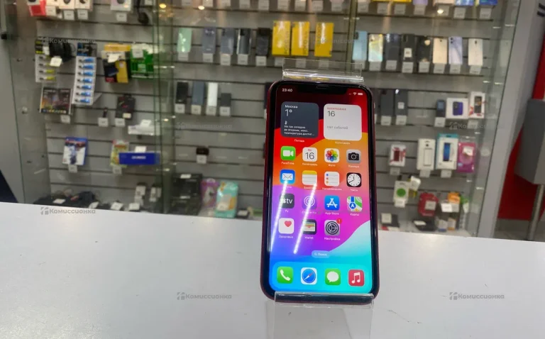 Apple iPhone 11 4/64 ГБ