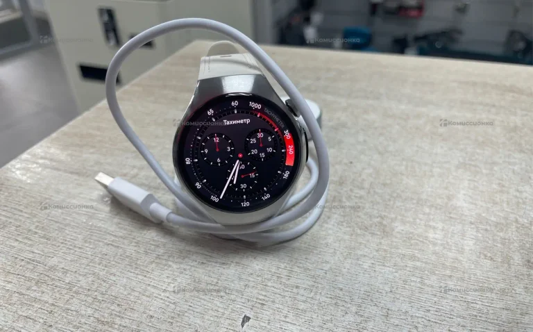 Часы  Huawei watch 5