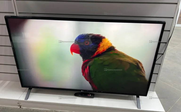 Телевизор LG 49UN73006LA