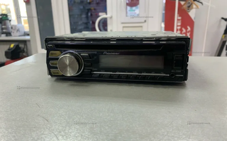 Автомагнитола  Pioneer DHE-1700UB