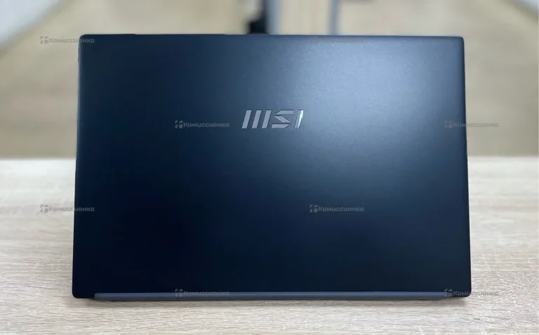 Ноутбук MSI Intel core i3