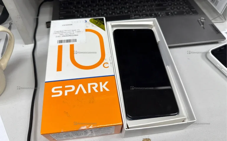 Tecno Spark 10C 4/64 ГБ