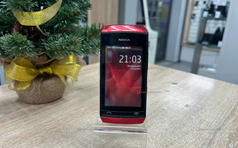 Nokia Asha 305