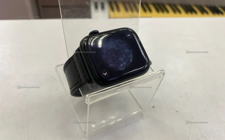 Часы Apple Watch 8 45MM