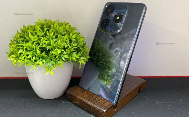 Tecno Spark 10C 4/128 ГБ