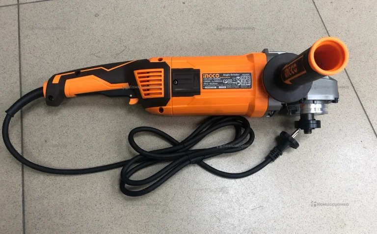 Угловая шлифовальная машина INGCO AG24008