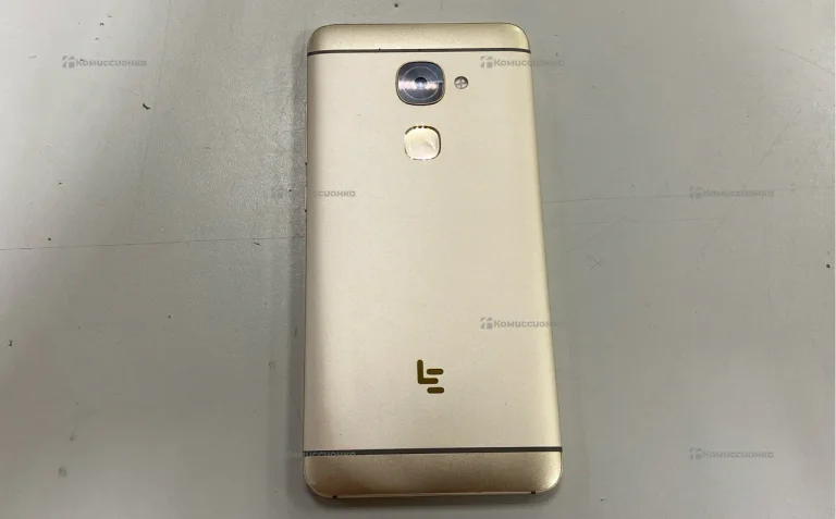 LeEco Le S3 3/32 ГБ