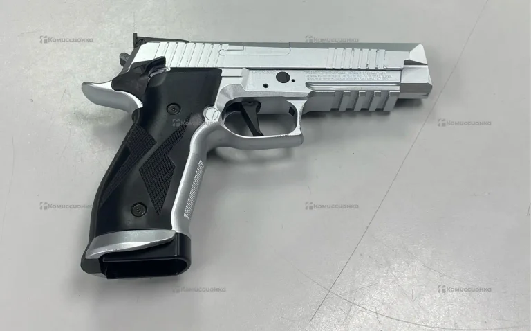 Пневматический пистолет Six Sauer x-five