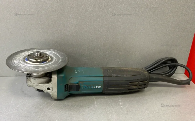 УШМ makita GA5030