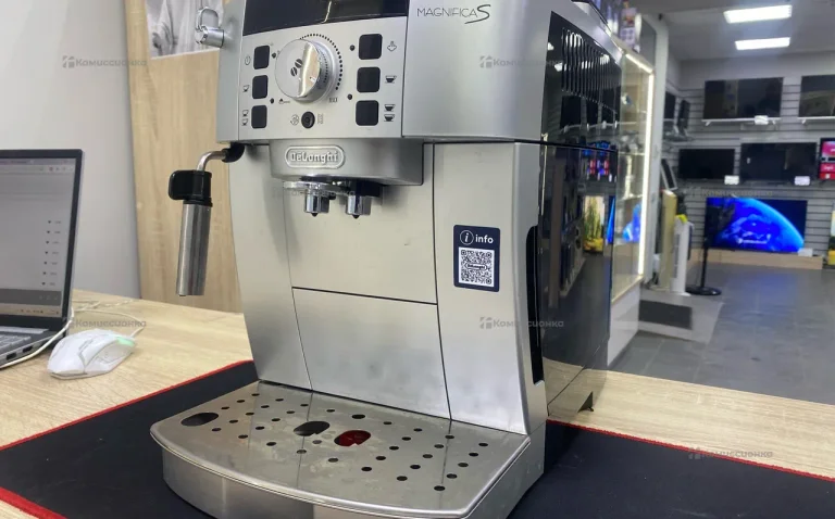 Кофемашина DeLonghi Magnifica S