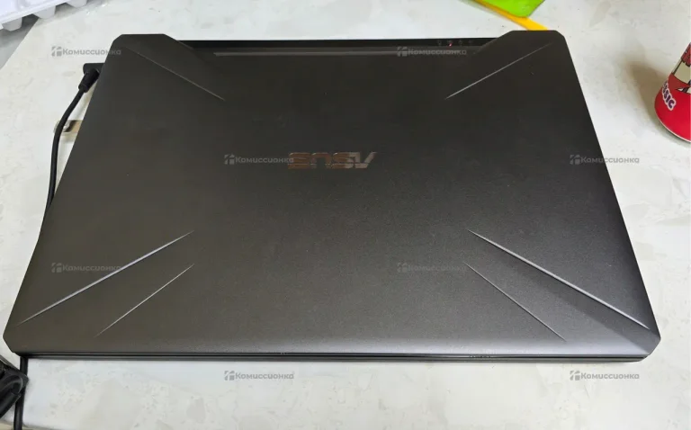 Ноутбук  ASUS Ryzen 5 3550H