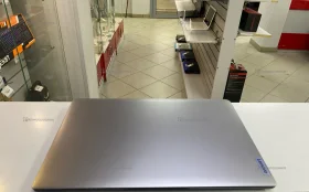 Ноутбук Lenovo 82H8 IdeaPad 3