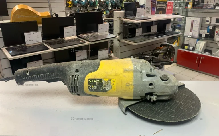 УШМ Stanley STGL2023