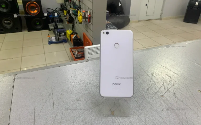 Honor 8 Lite 4/32 ГБ