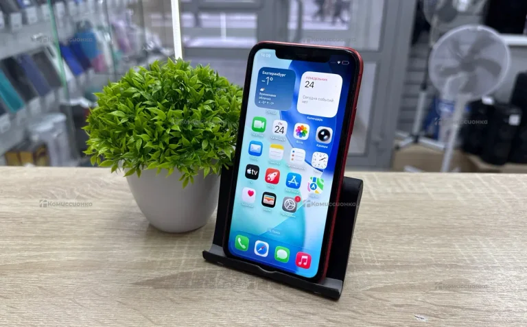 Apple iPhone 11 4/128 ГБ