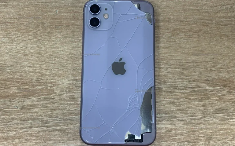 Apple iPhone 11 4/128 ГБ