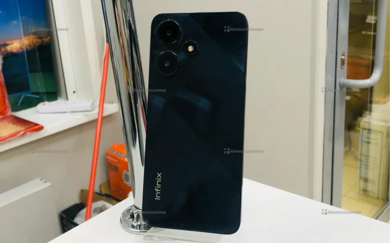 Infinix Hot 30i 8/128 ГБ